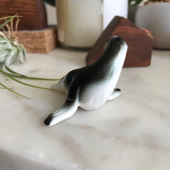 Vintage Kelvin’s bone China sea lion miniature - Picture 4 of 6